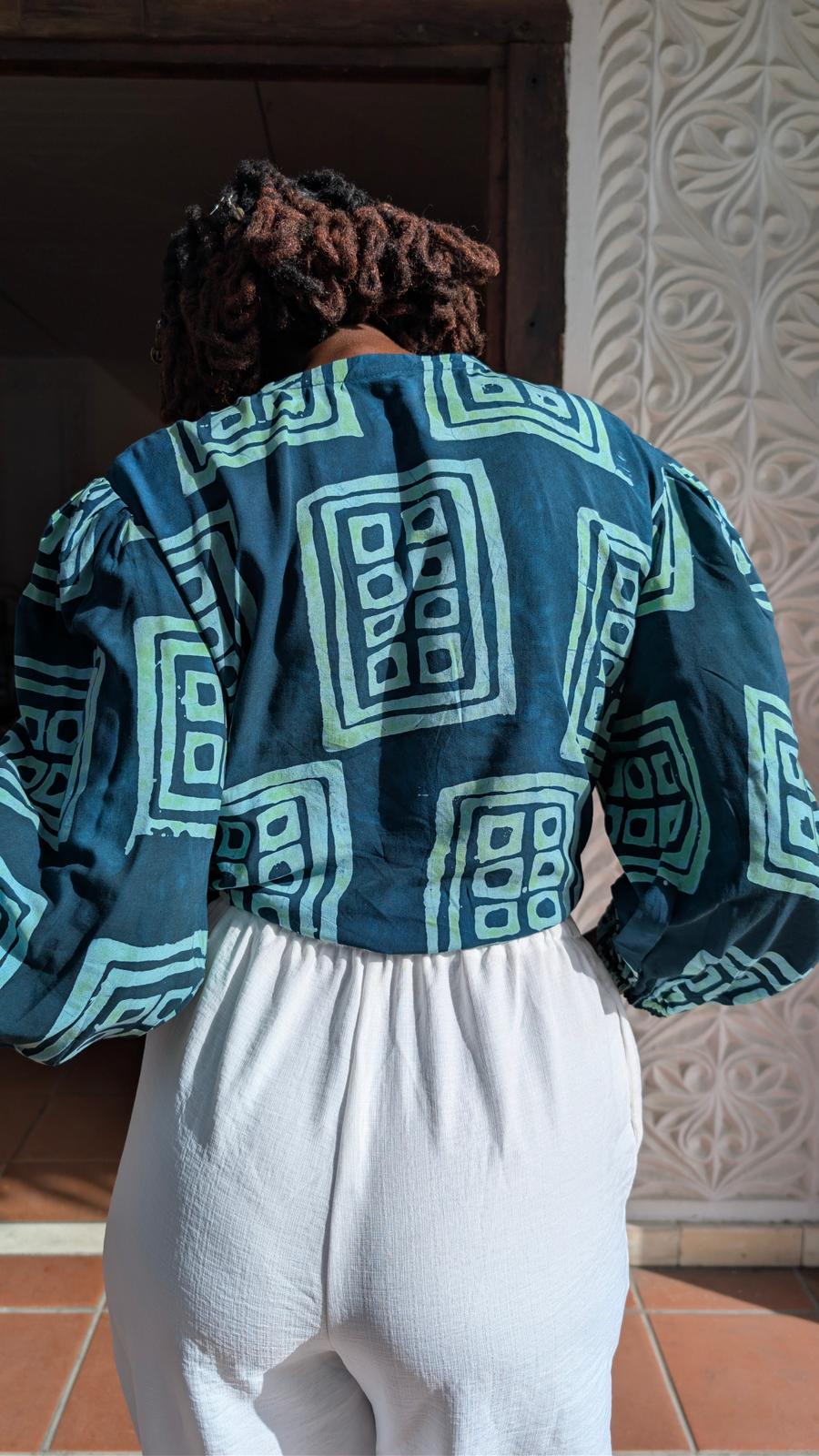 Magadi Bluse aus 100 % Bambus