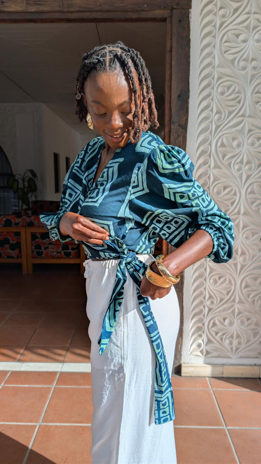 Magadi Bluse aus 100 % Bambus