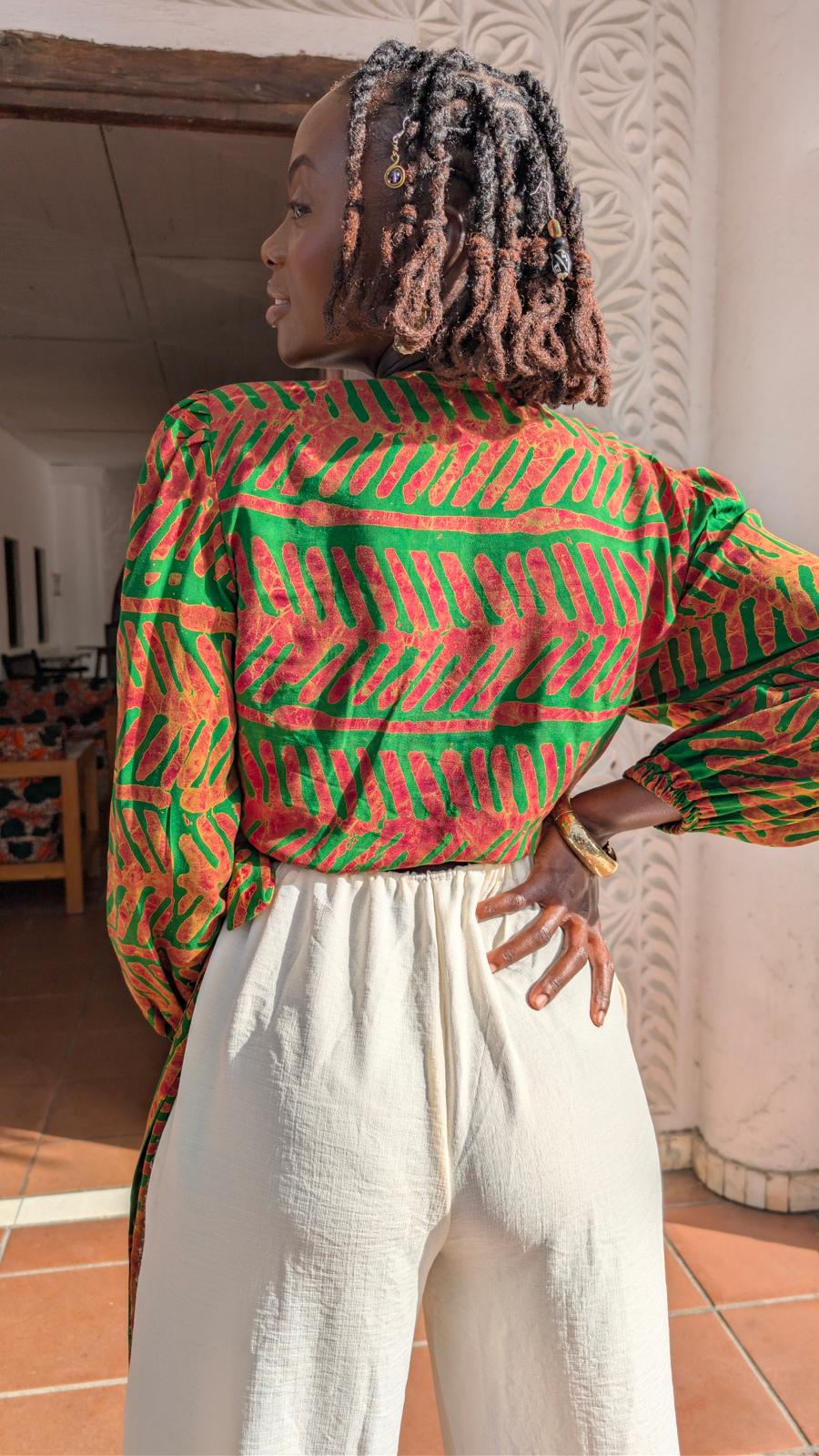 Kikavu Bluse aus 100 % Bambus